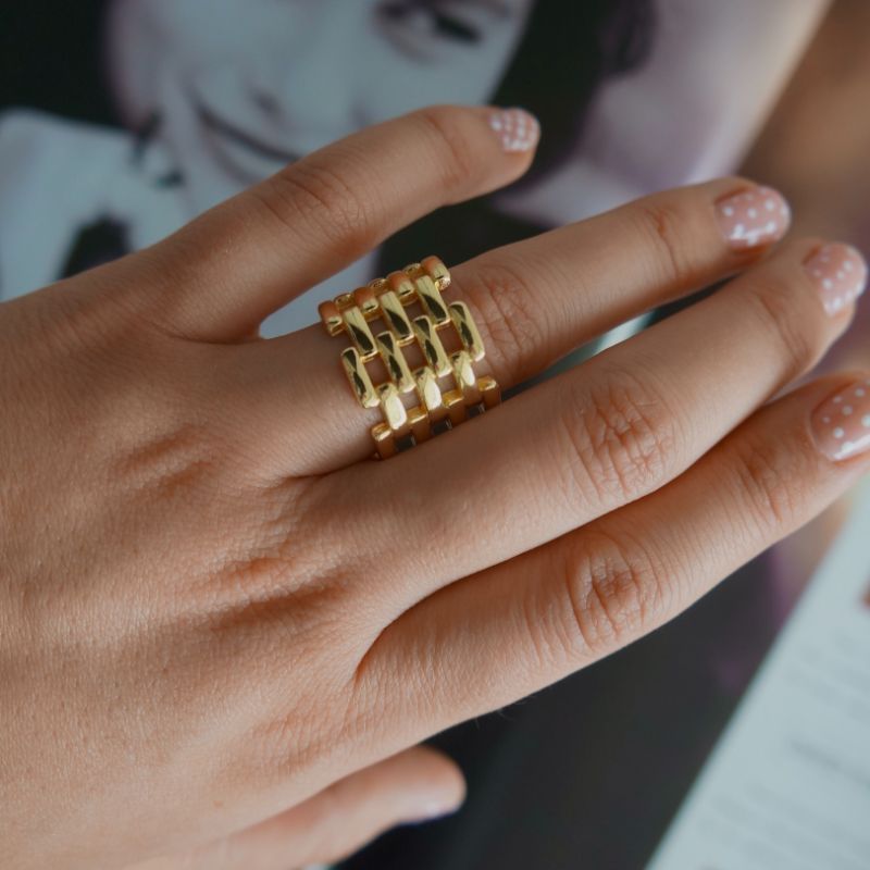 Anillo Entrelazado Ajustable