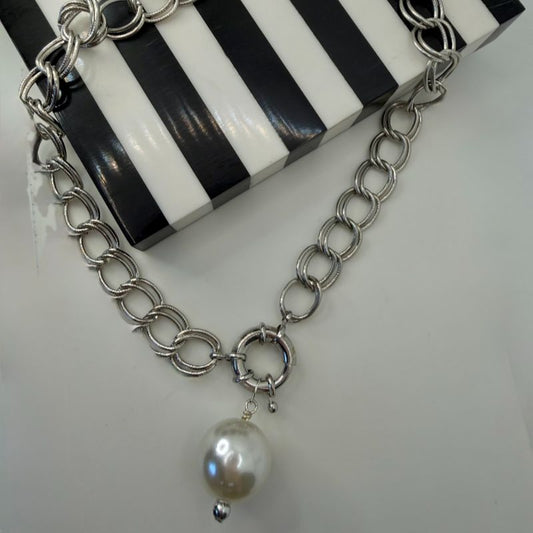 Collar Cadena Plateada y Perla